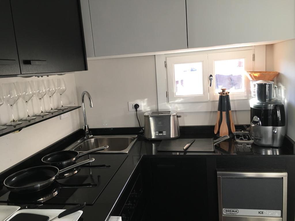 รูฟ สวีท โรม Apartment ภายนอก รูปภาพ