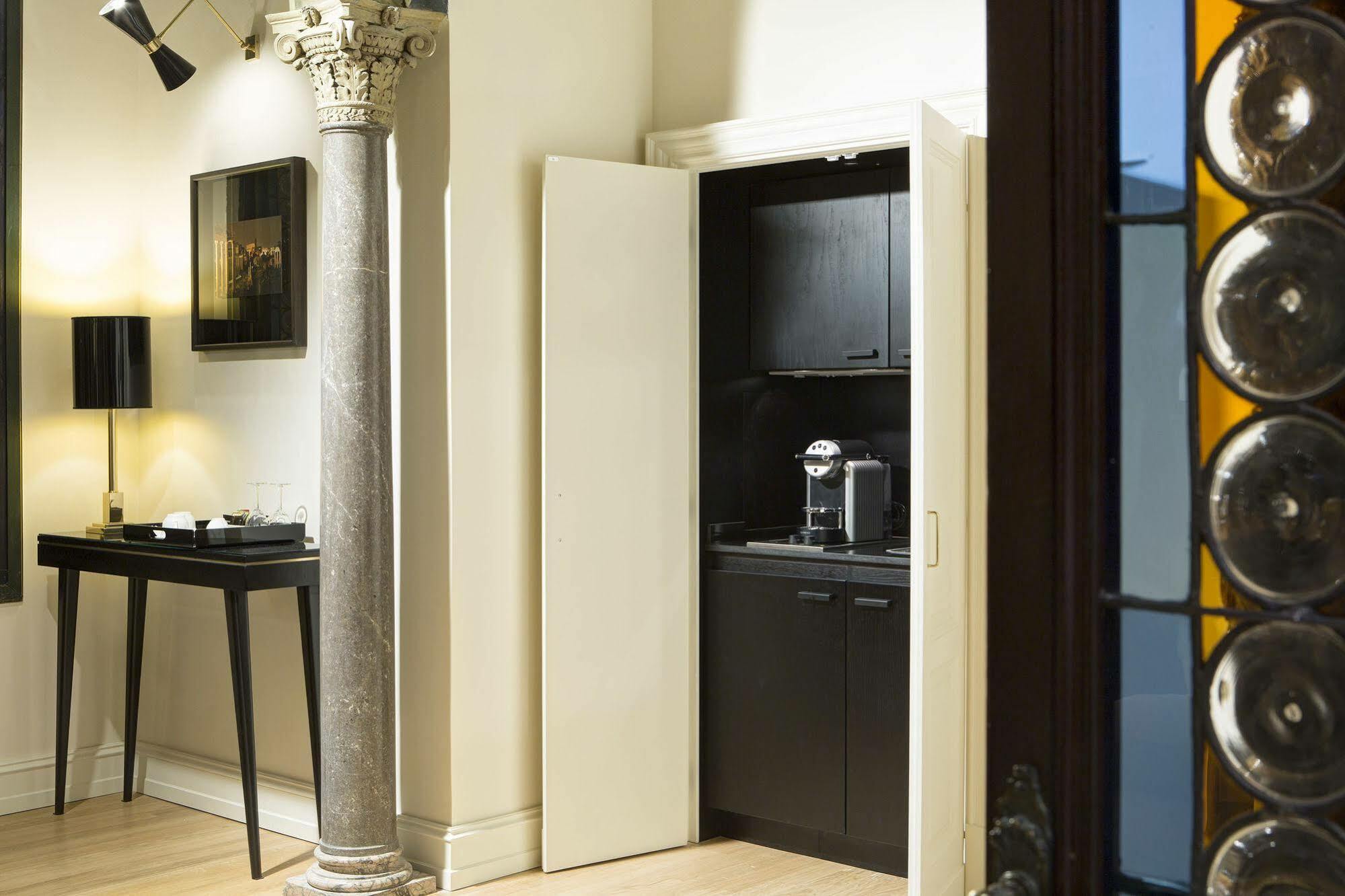 รูฟ สวีท โรม Apartment ภายนอก รูปภาพ